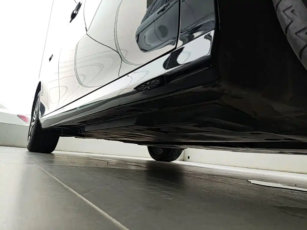Toyota Camry — миниатюра 21