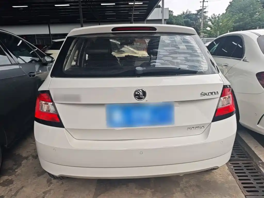 Skoda Fabia — миниатюра 6