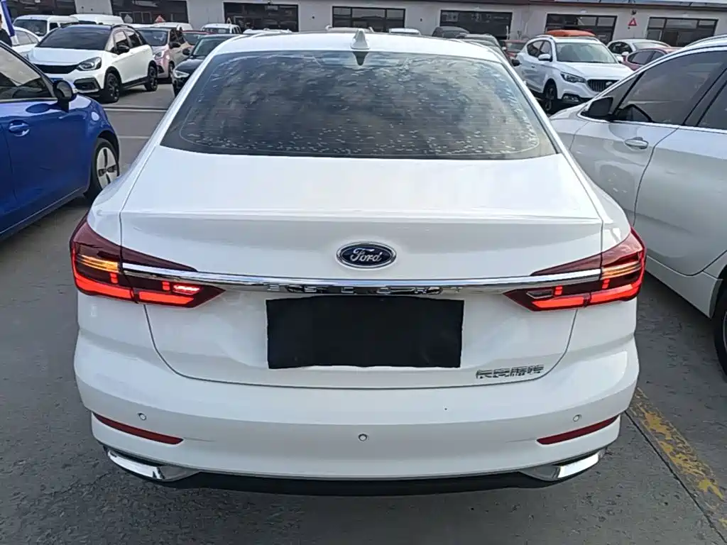 Ford Escort — миниатюра 6