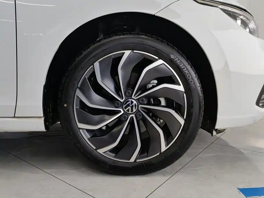 Volkswagen Golf — миниатюра 6