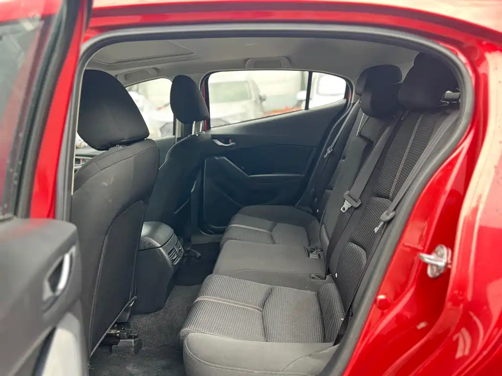 Mazda 3 Axela — миниатюра 6
