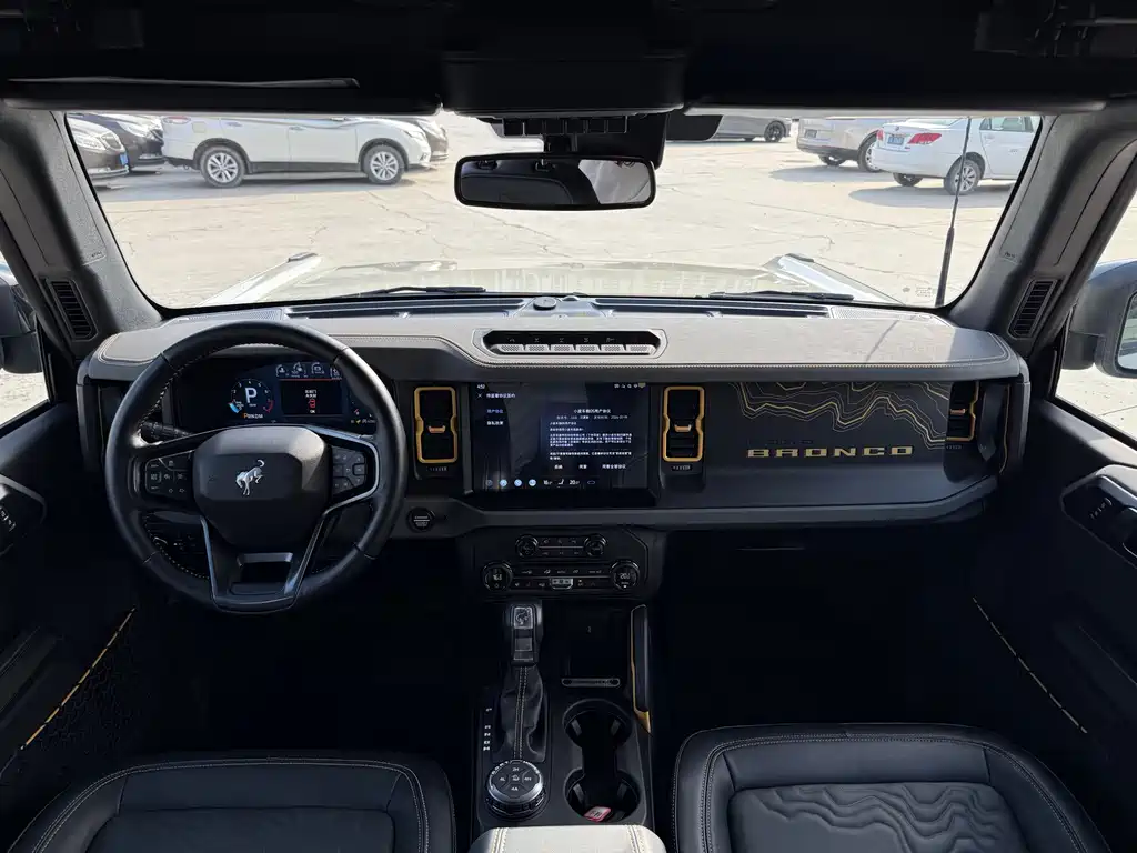 Ford Bronco — миниатюра 4