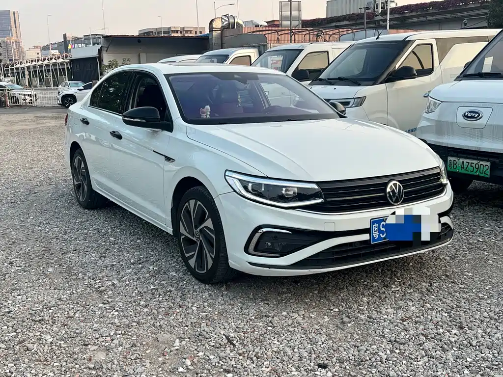 Volkswagen Bora — миниатюра 3