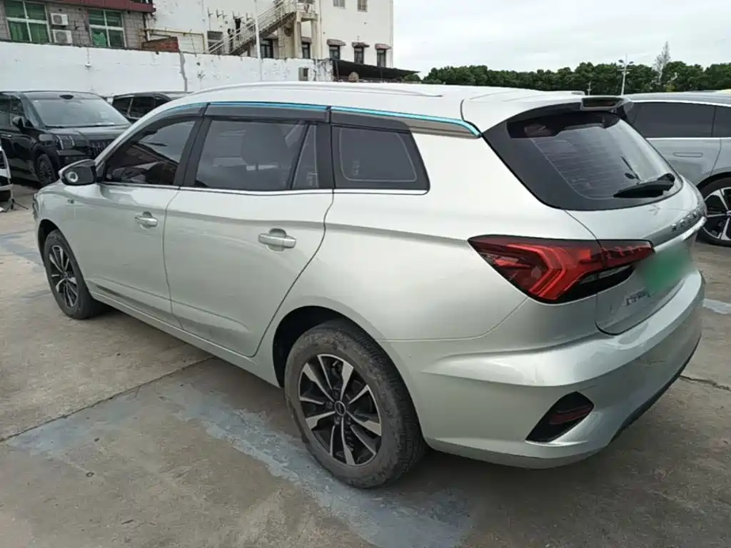 Roewe Ei5 — миниатюра 5