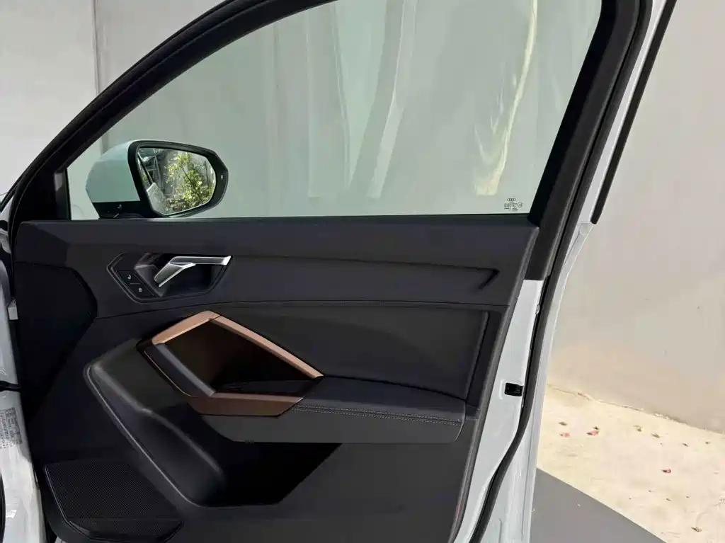 Audi Q3 — миниатюра 34