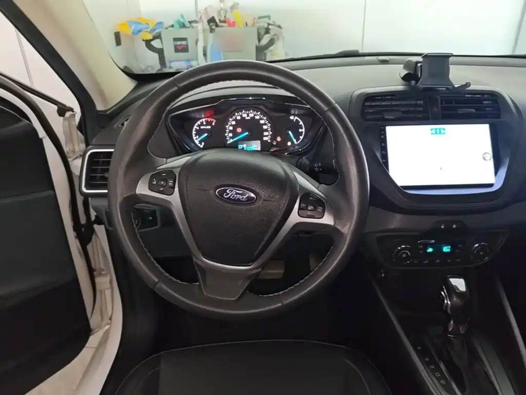 Ford Escort — миниатюра 11