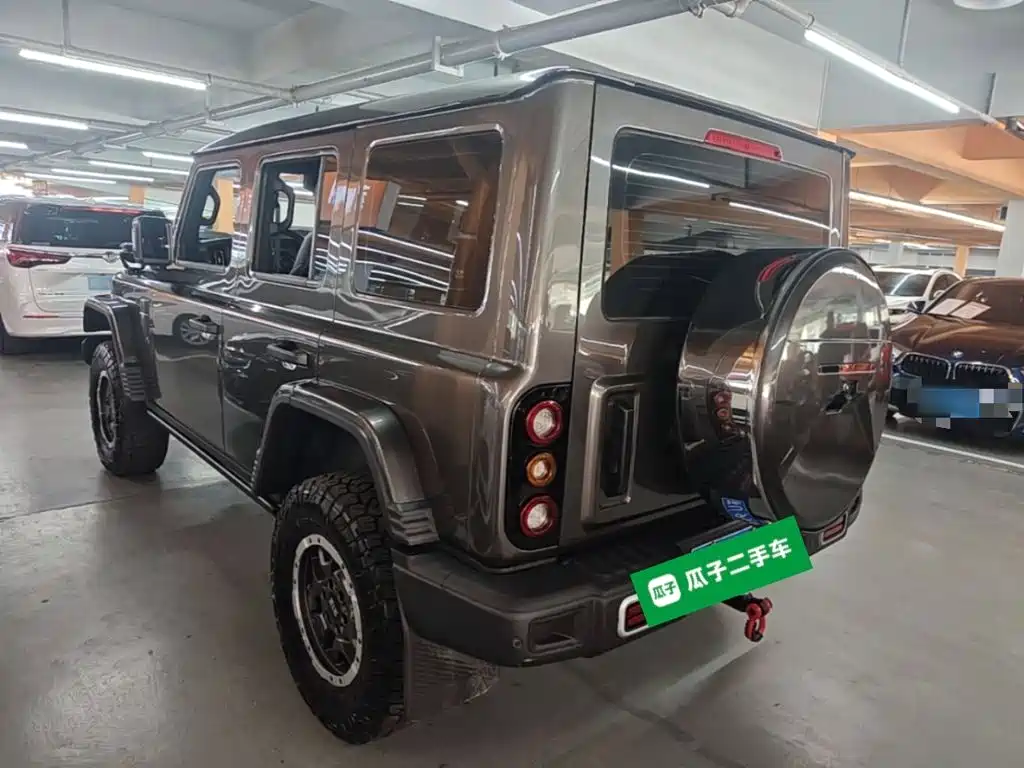 212 212 T01 — миниатюра 5