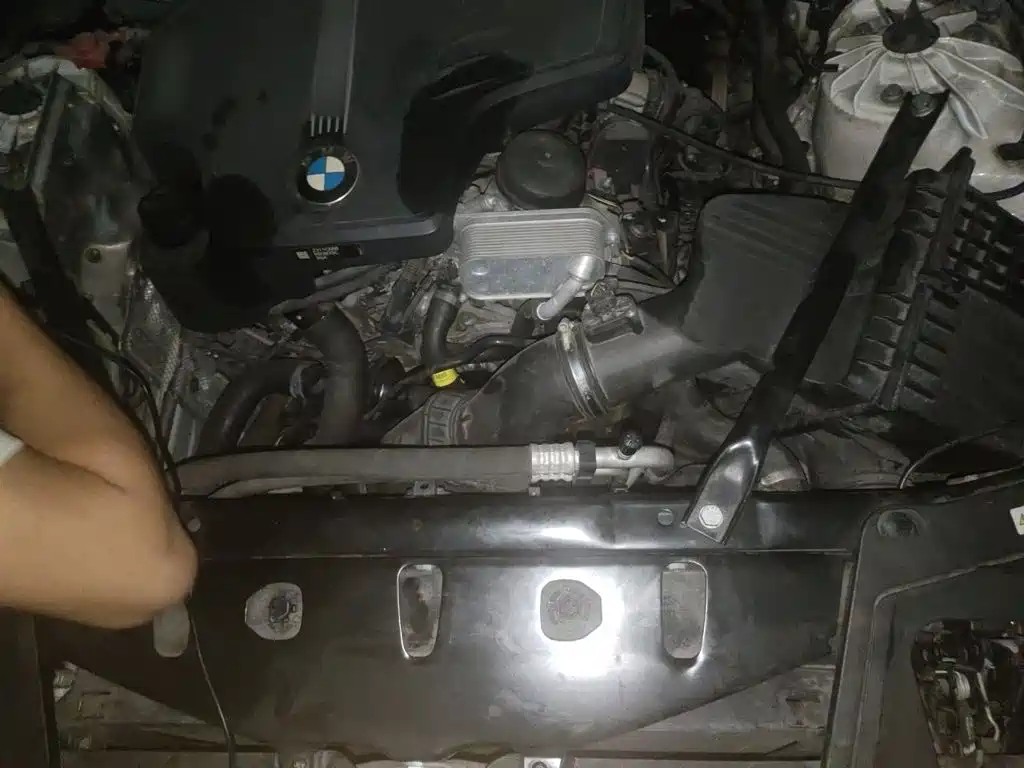 BMW 5 Series — миниатюра 21