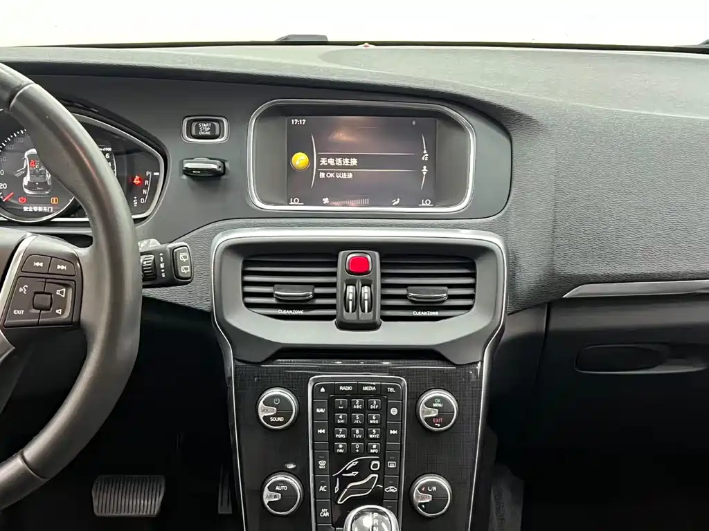 Volvo V40 — миниатюра 29