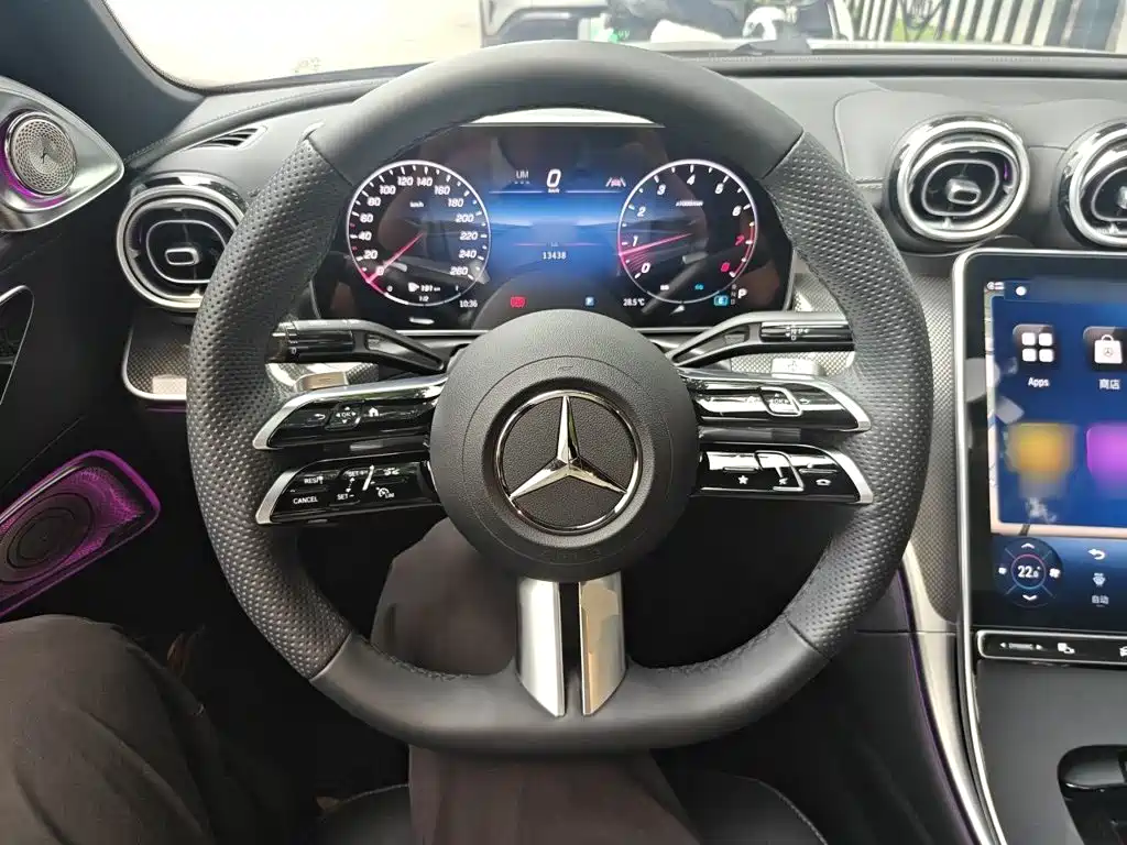 Mercedes-Benz C-Class — миниатюра 6