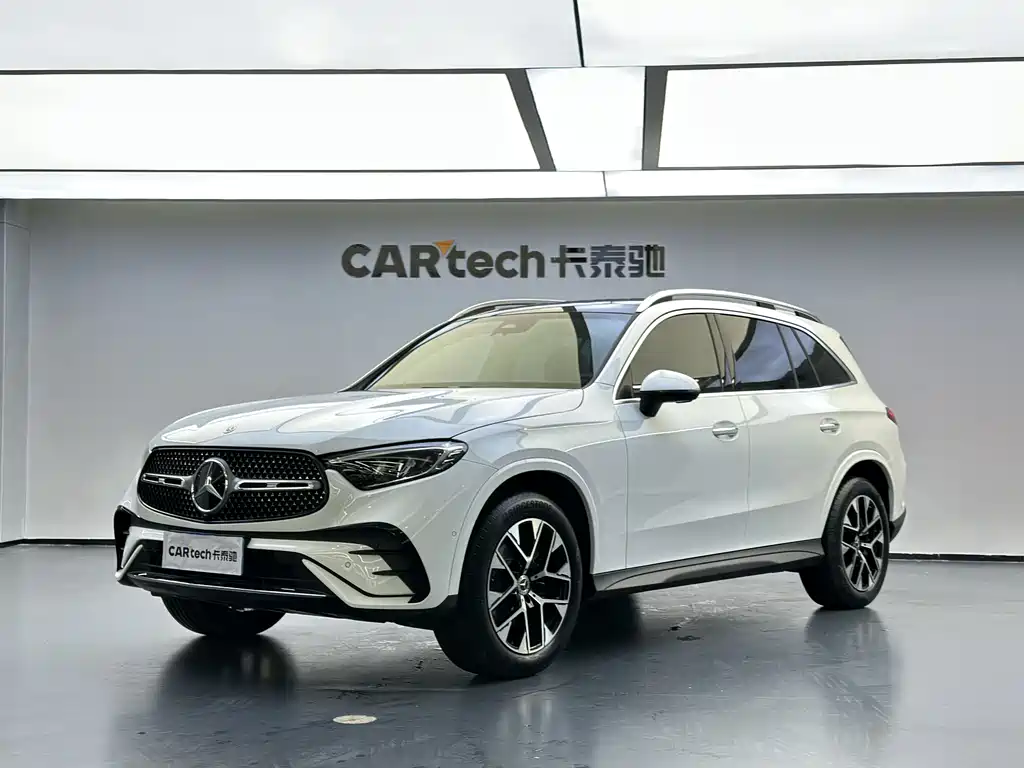 Mercedes-Benz GLC 2023