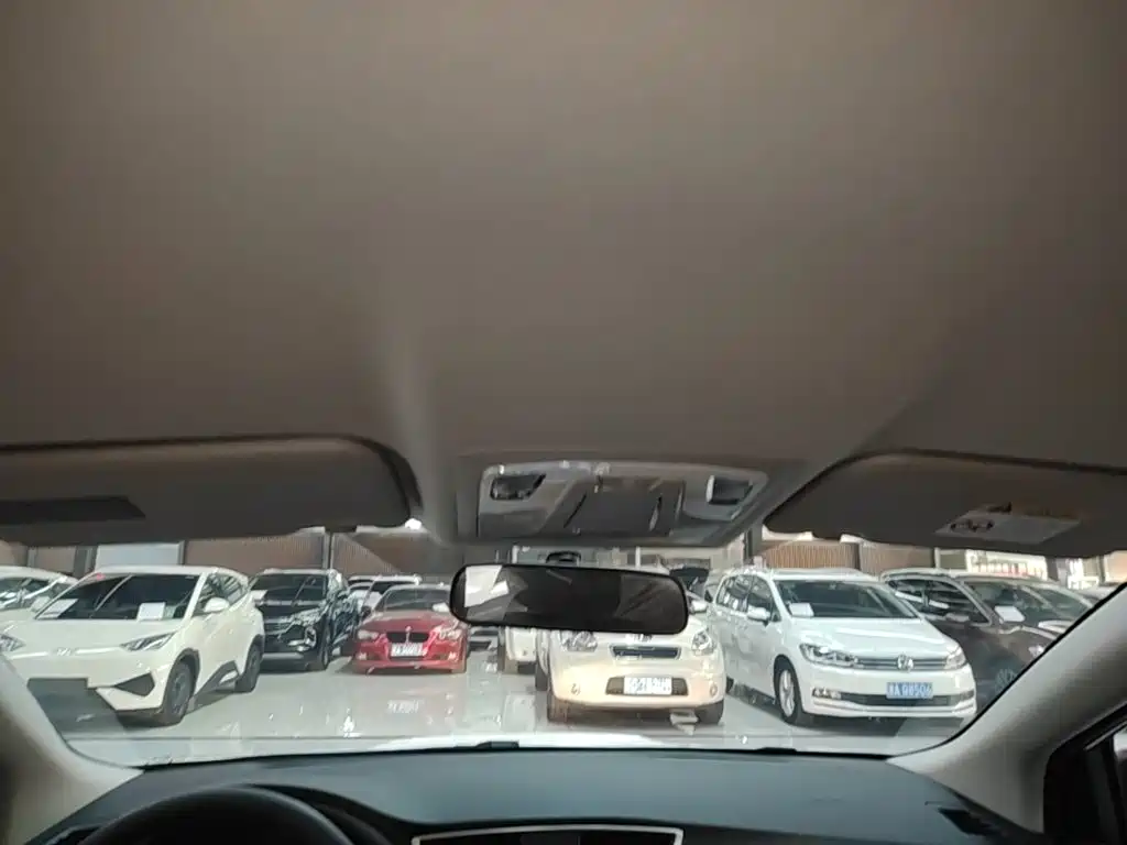 Nissan Sylphy — миниатюра 18