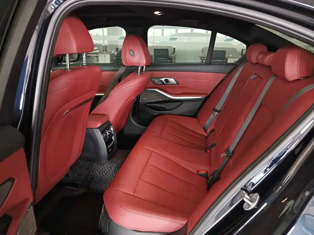 BMW 3 Series — миниатюра 9