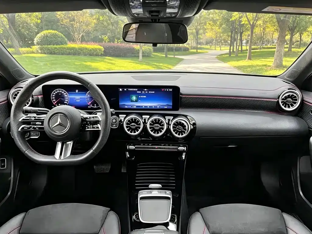 Mercedes-Benz A-Class — миниатюра 6