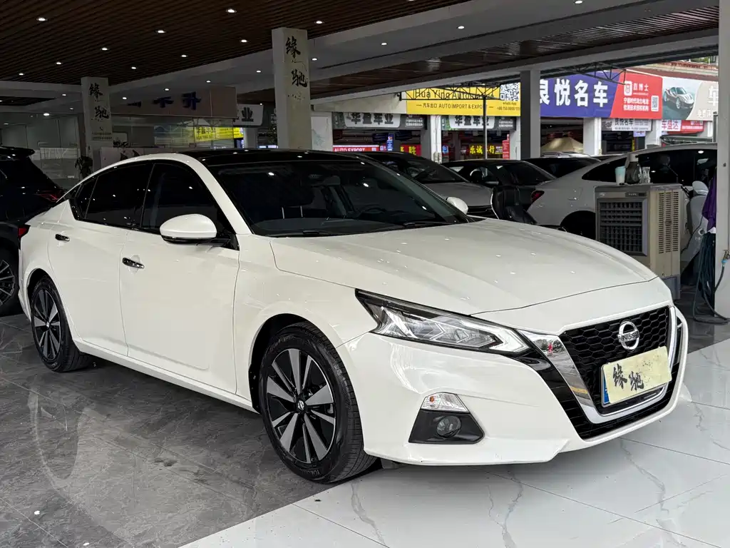 Nissan Teana — миниатюра 3
