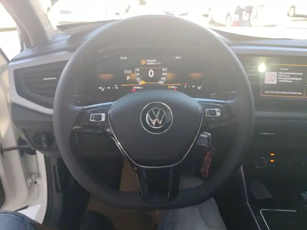 Volkswagen Polo — миниатюра 11