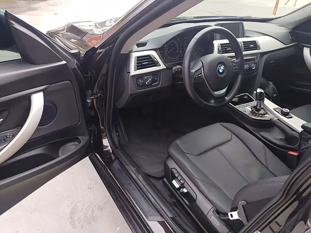 BMW 3 Series GT — миниатюра 16
