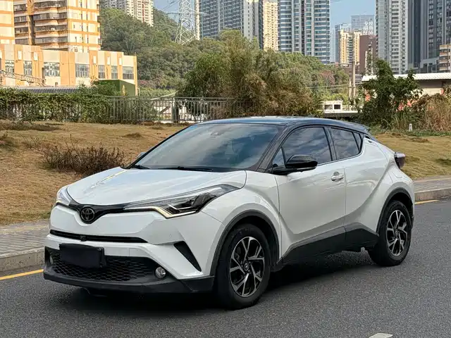 TOYOTA C HR