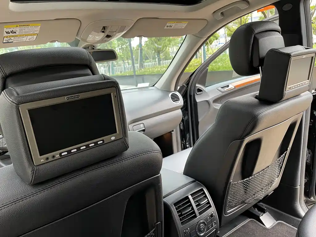 Mercedes-Benz M-Class — миниатюра 17