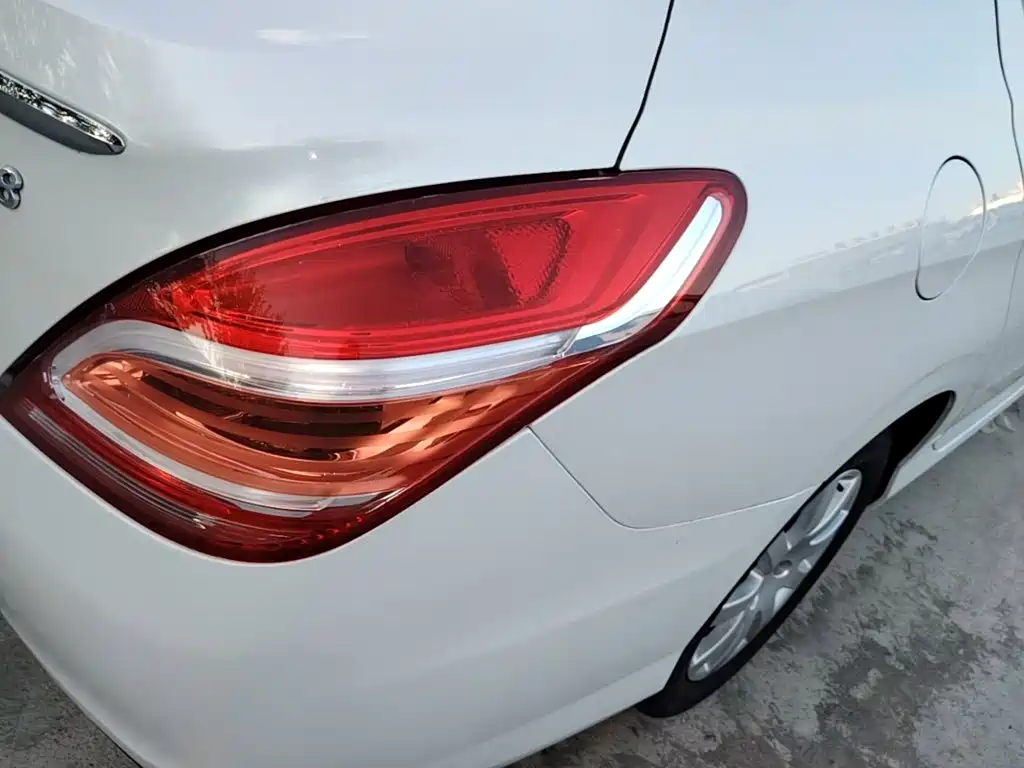 Peugeot 308 — миниатюра 8