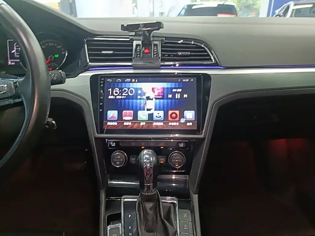 Volkswagen Lamando — миниатюра 13