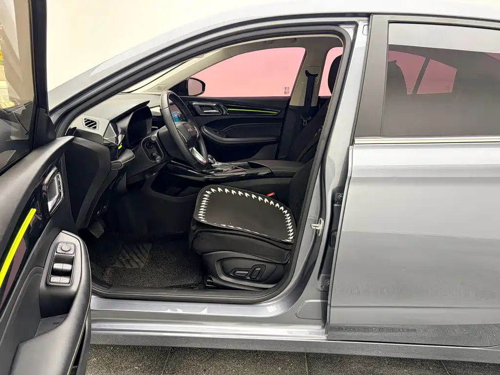 Roewe i5 — миниатюра 4