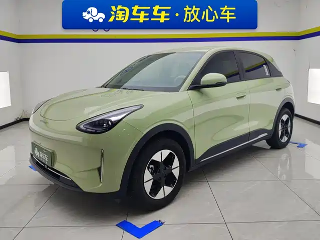 2025 Geely Xingyuan