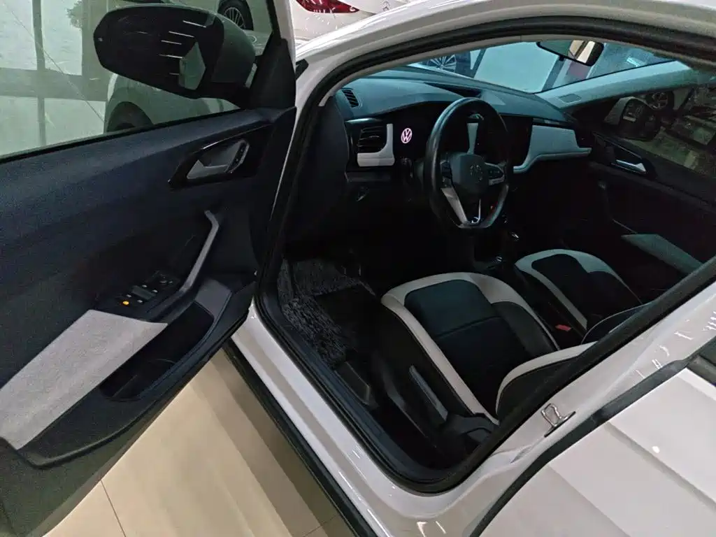 Volkswagen Tharu — миниатюра 16