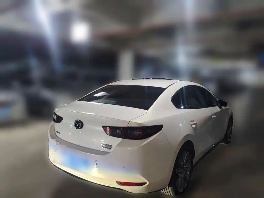 Mazda 3 Axela — миниатюра 6