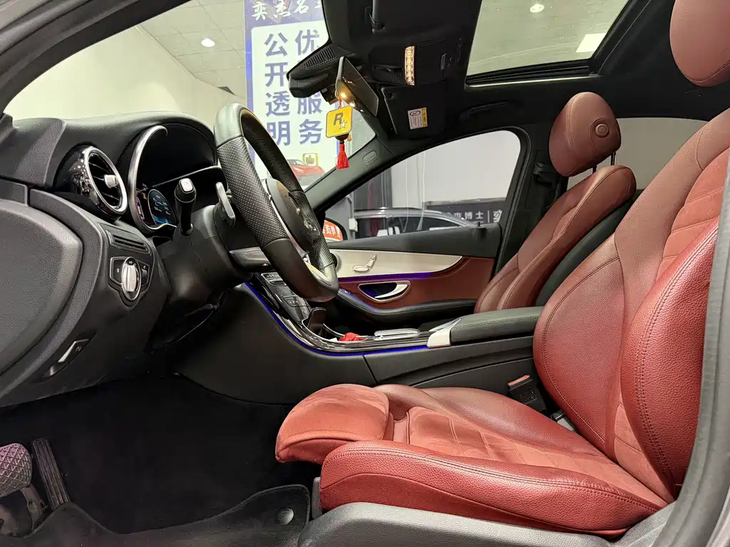 Mercedes-Benz C-Class — миниатюра 4
