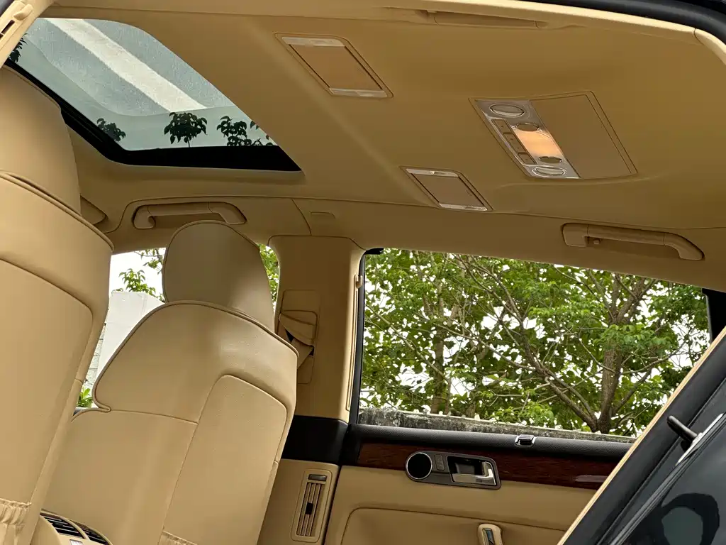 Volkswagen Phaeton — миниатюра 16