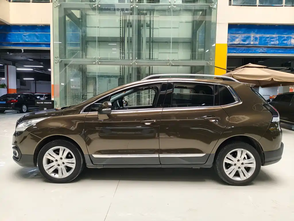 Peugeot 3008 2.0L Auto Classic Edition, фото 4