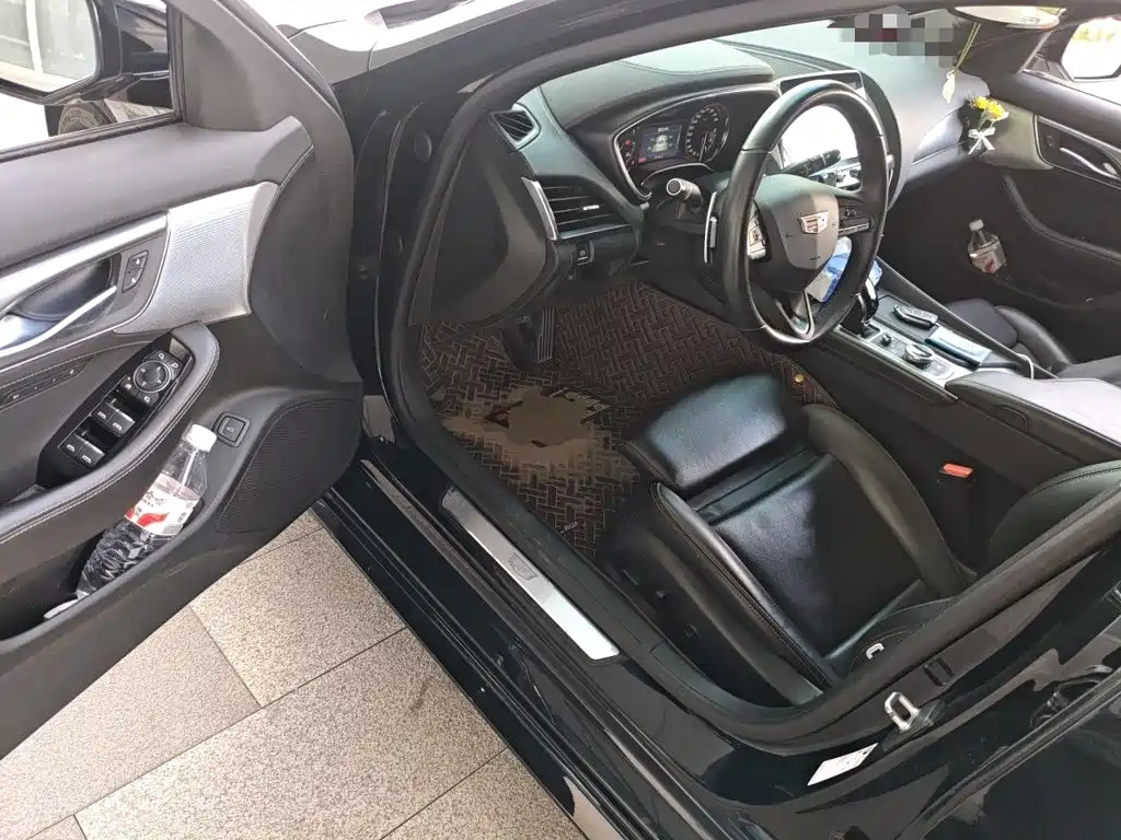 Cadillac CT5 — миниатюра 12