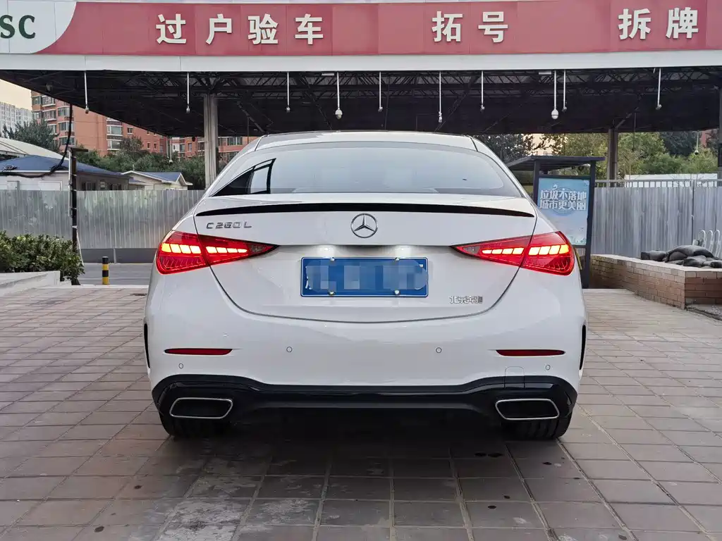 Mercedes-Benz C-Class — миниатюра 14