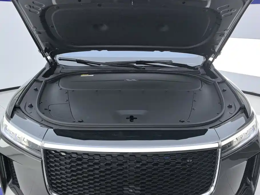 Li Auto Li ONE — миниатюра 10