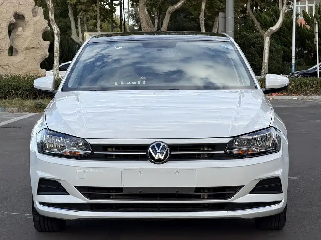 Volkswagen Polo — миниатюра 2