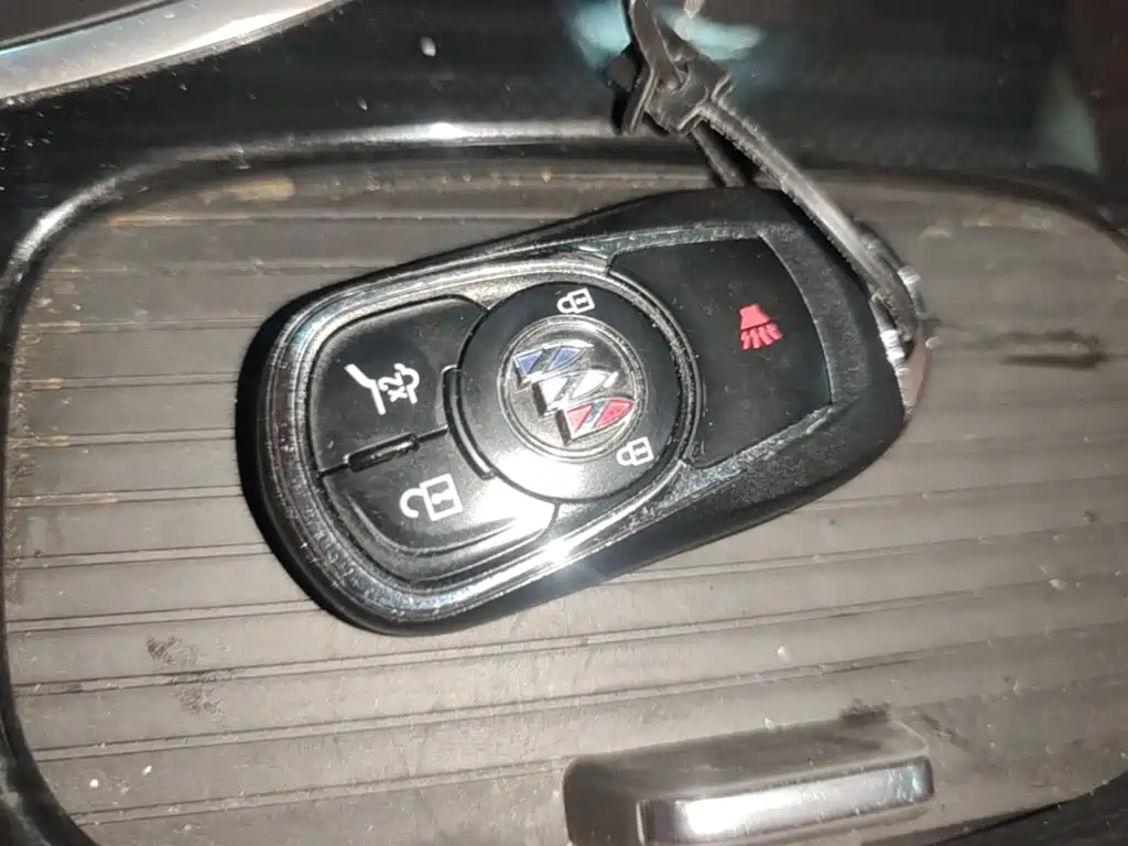 Buick Envision Plus — миниатюра 9