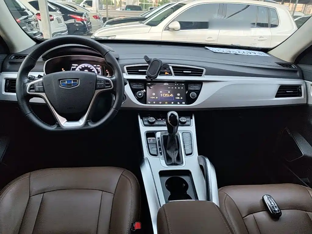 Geely Boyue — миниатюра 10