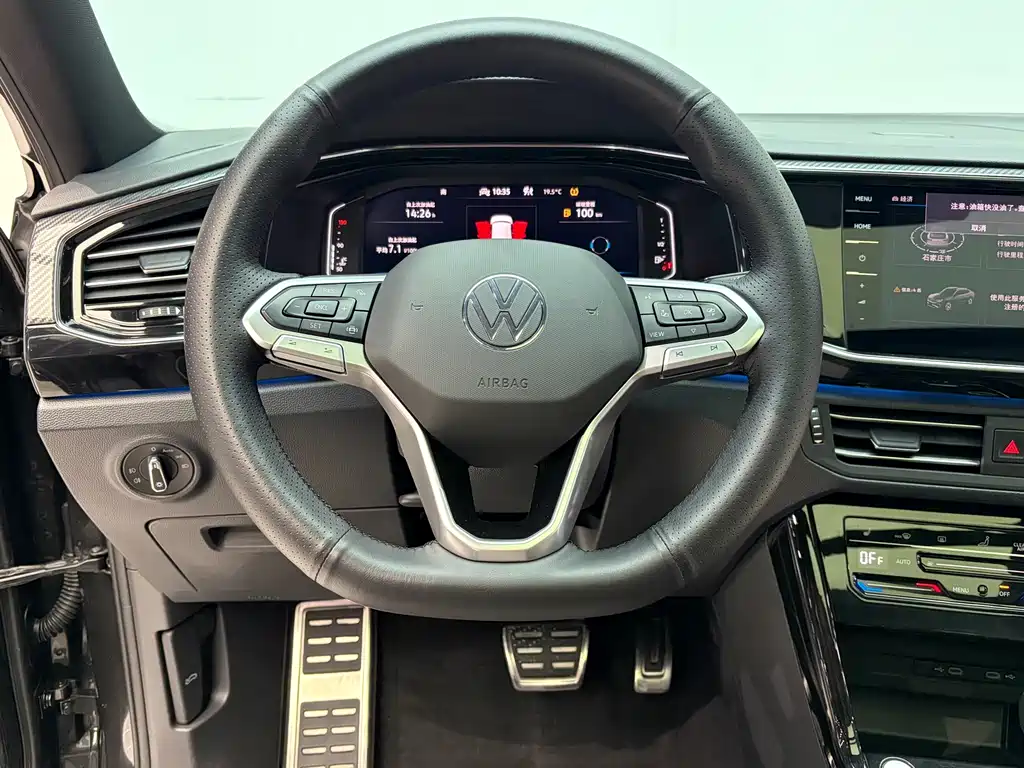 Volkswagen X — миниатюра 11