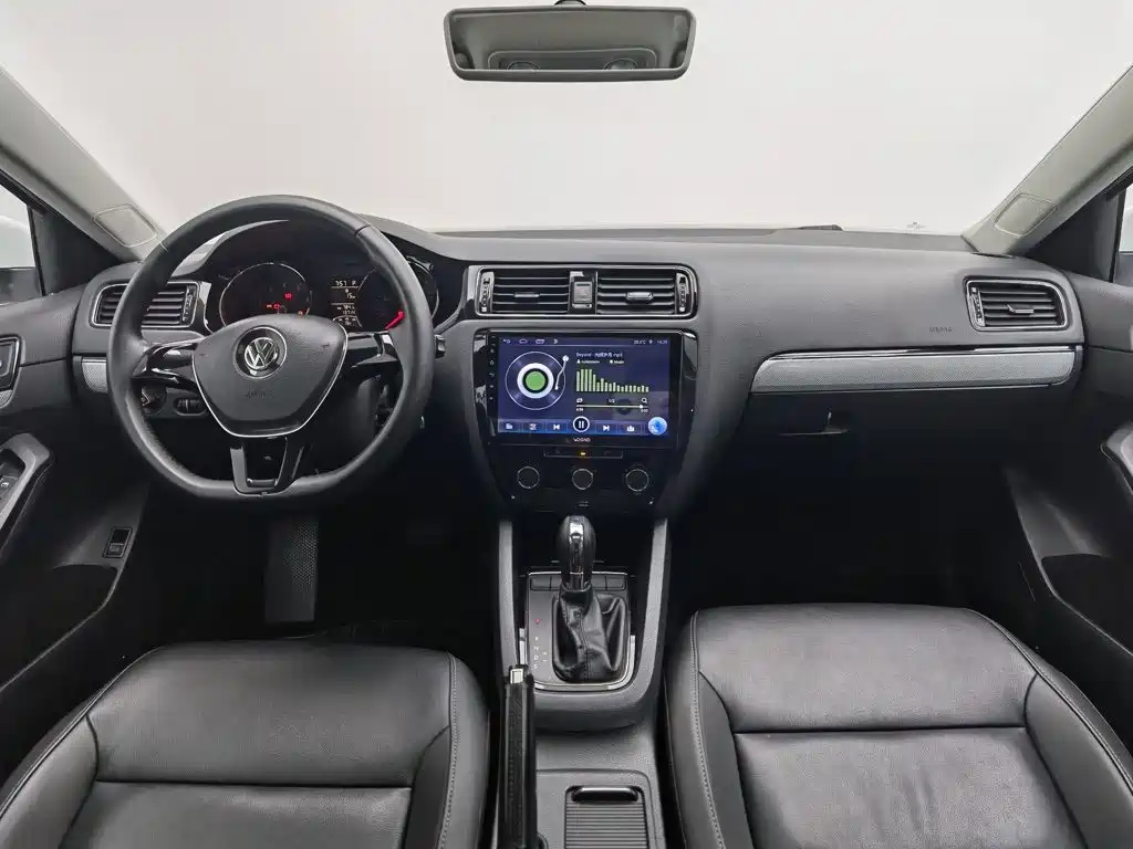 Volkswagen Sagitar — миниатюра 5