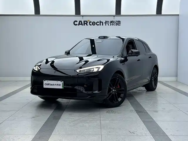 AITO ASK THE WORLD M5 2025