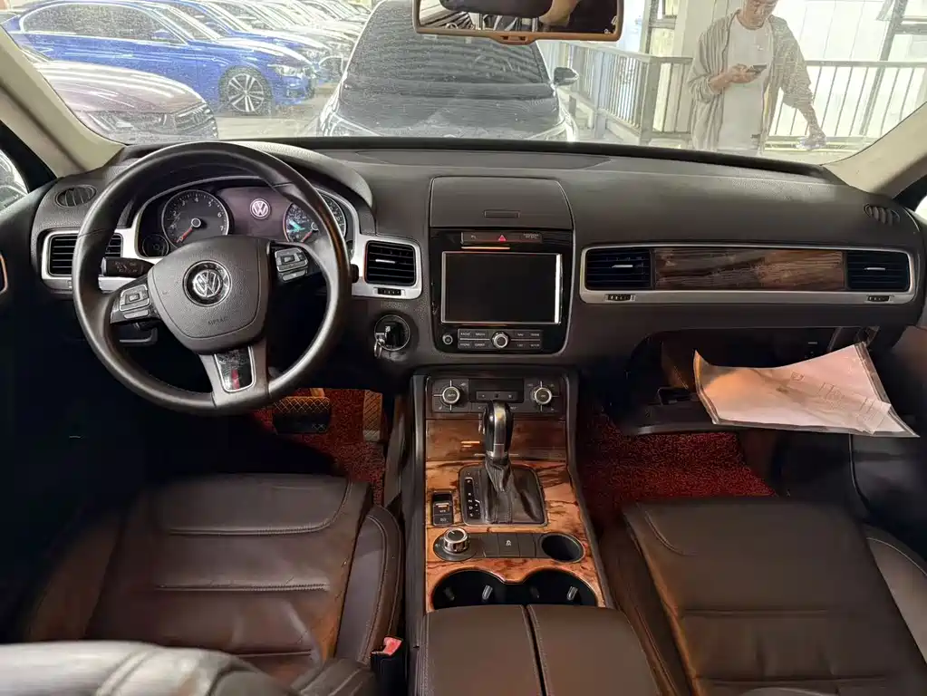 Volkswagen Touareg — миниатюра 5