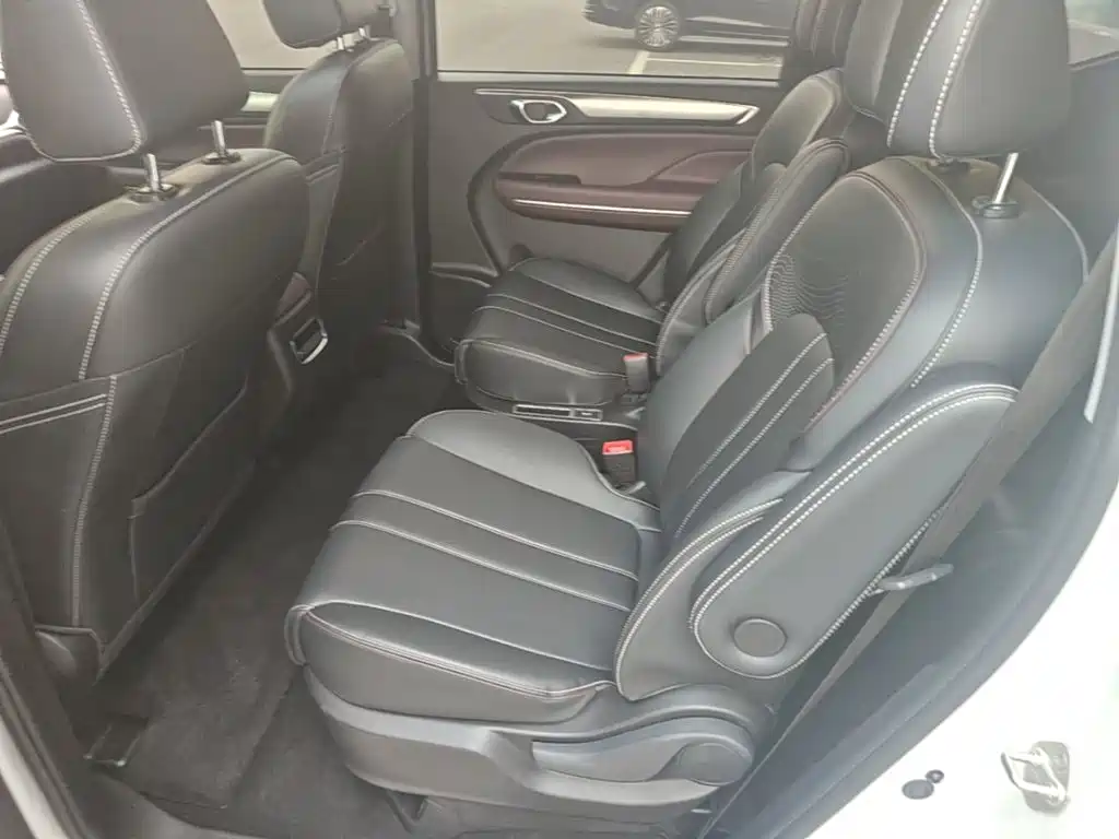 GAC Motor Trumpchi M6 — миниатюра 17