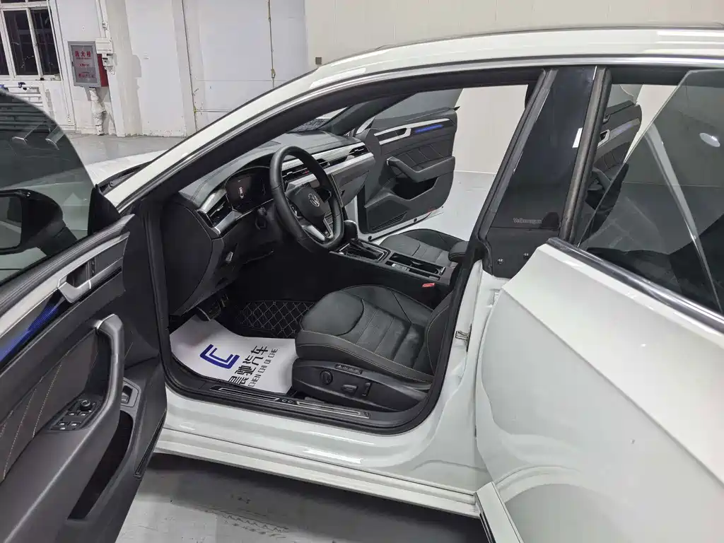 Volkswagen CC — миниатюра 12