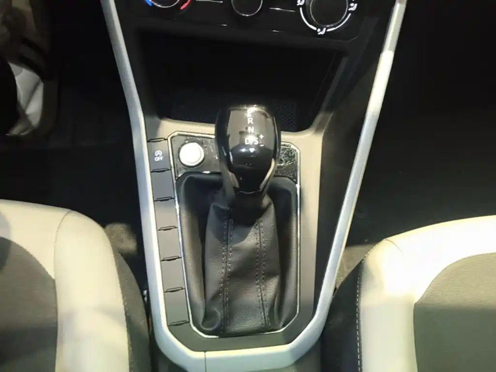 Volkswagen Polo — миниатюра 14