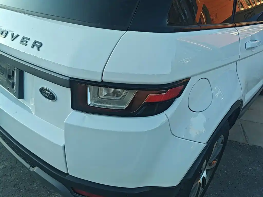 Land Rover Evoque — миниатюра 8