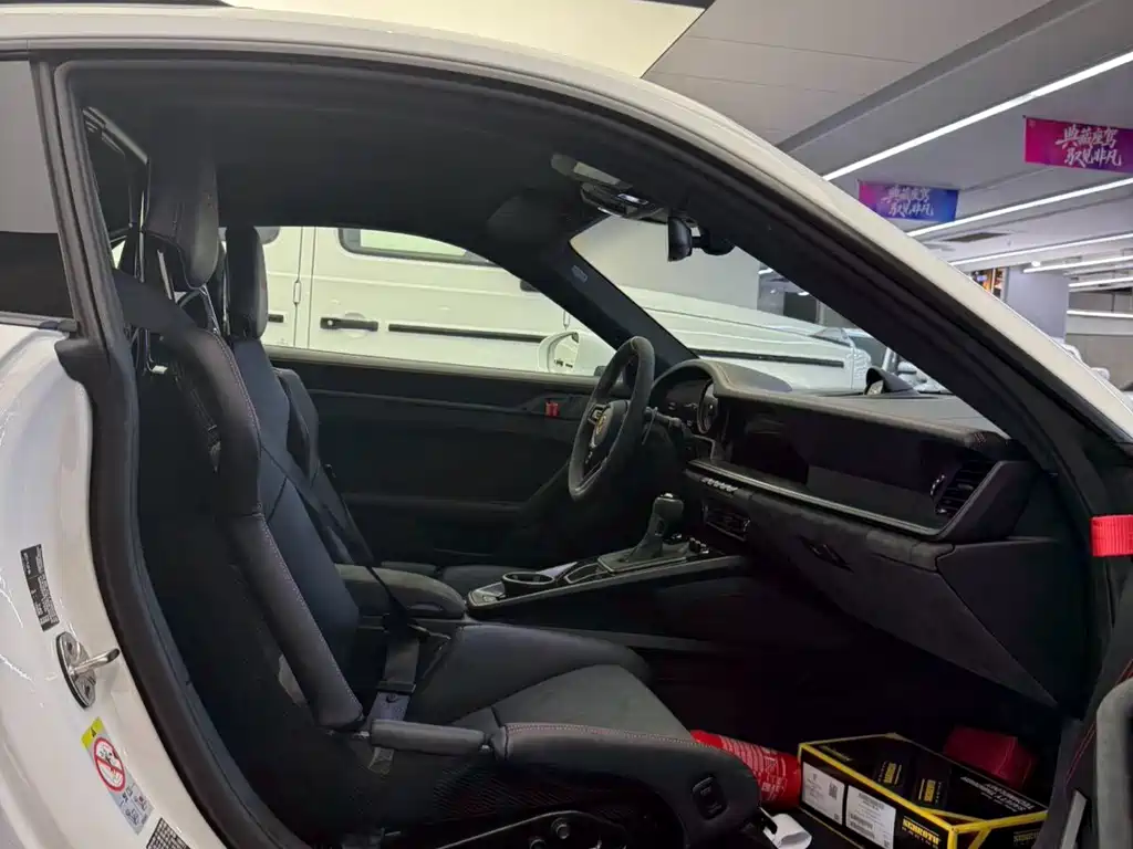 Porsche 911 — миниатюра 12