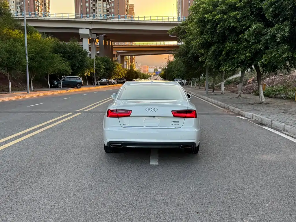 Audi A6L — миниатюра 6