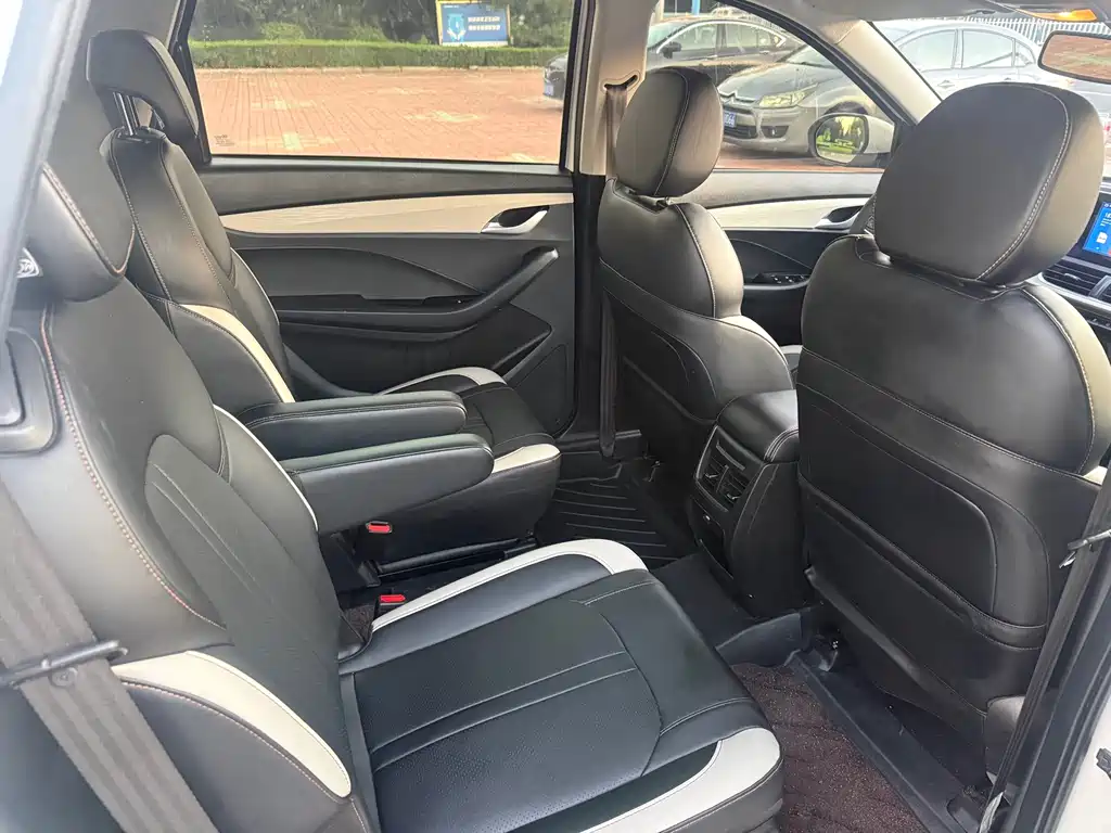 Baojun 360 — миниатюра 9