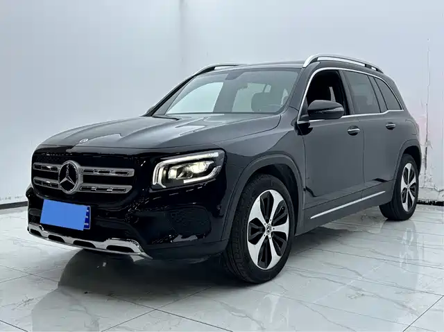 MERCEDES-BENZ GLB